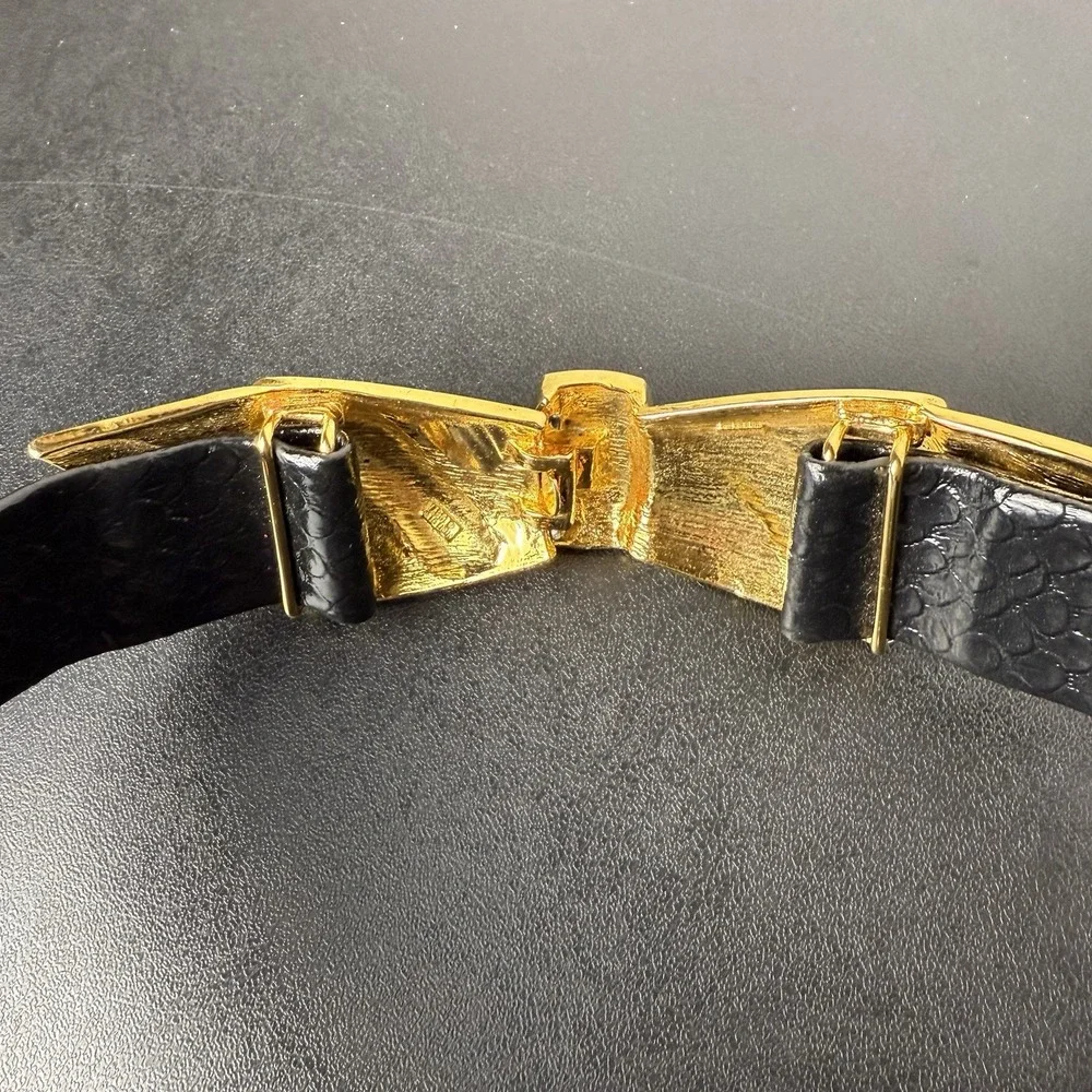VTG SMALL Genuine Snakeskin Belt Gold Bow-Shaped Buckle Black Holiday EXCELLENT